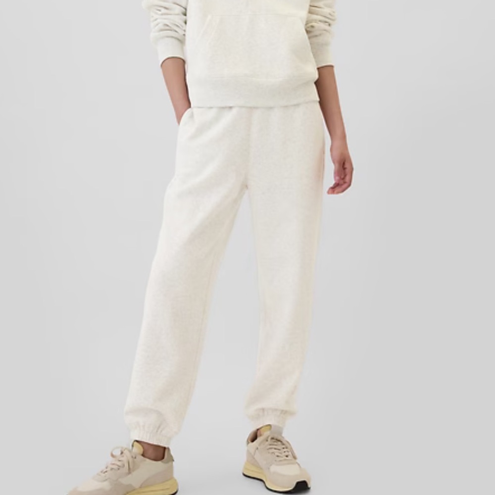 NWT GAP Fleece Sweatpants Joggers